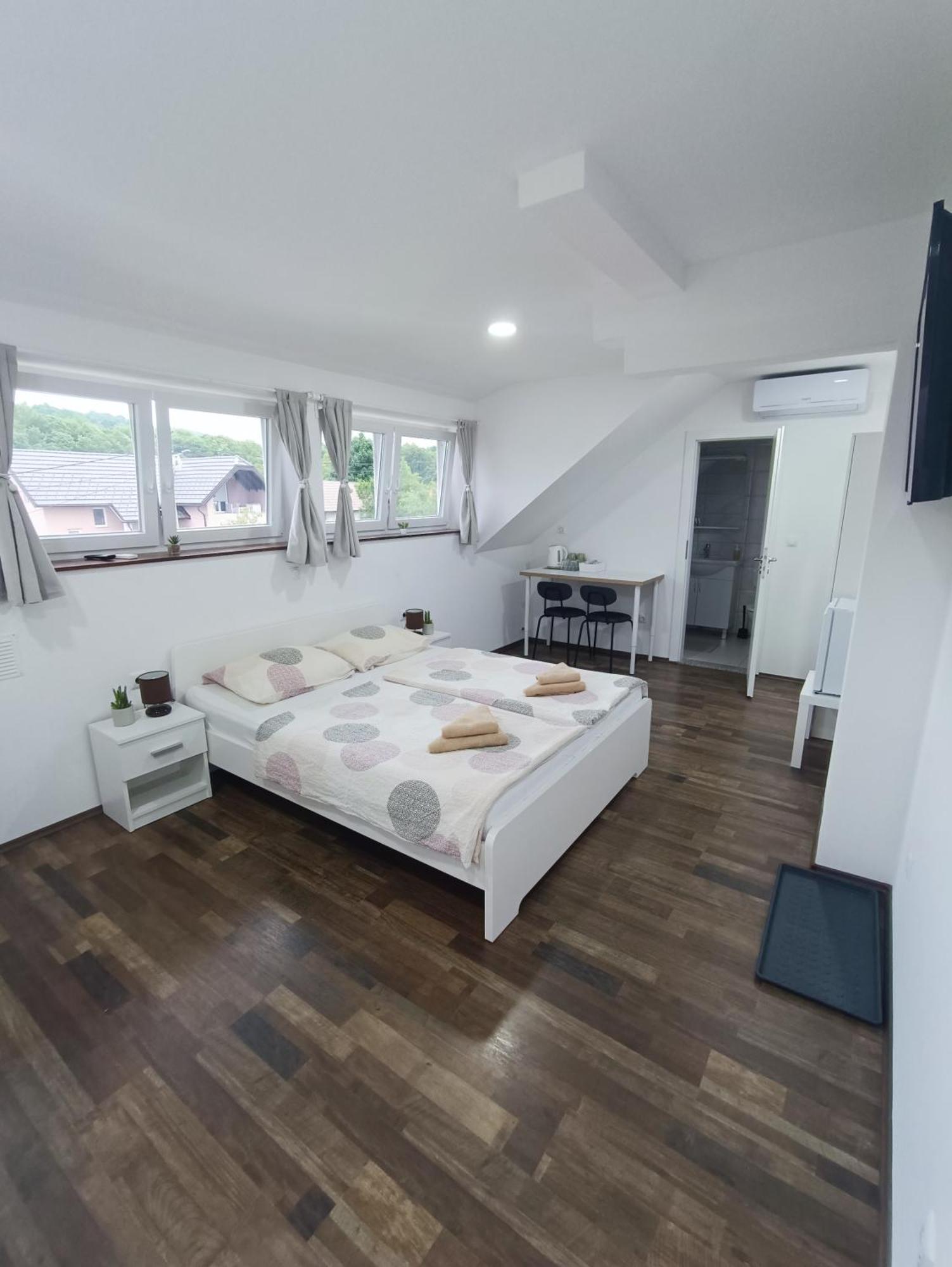 Ferienwohnung House Mesic Smoljanac Zimmer foto