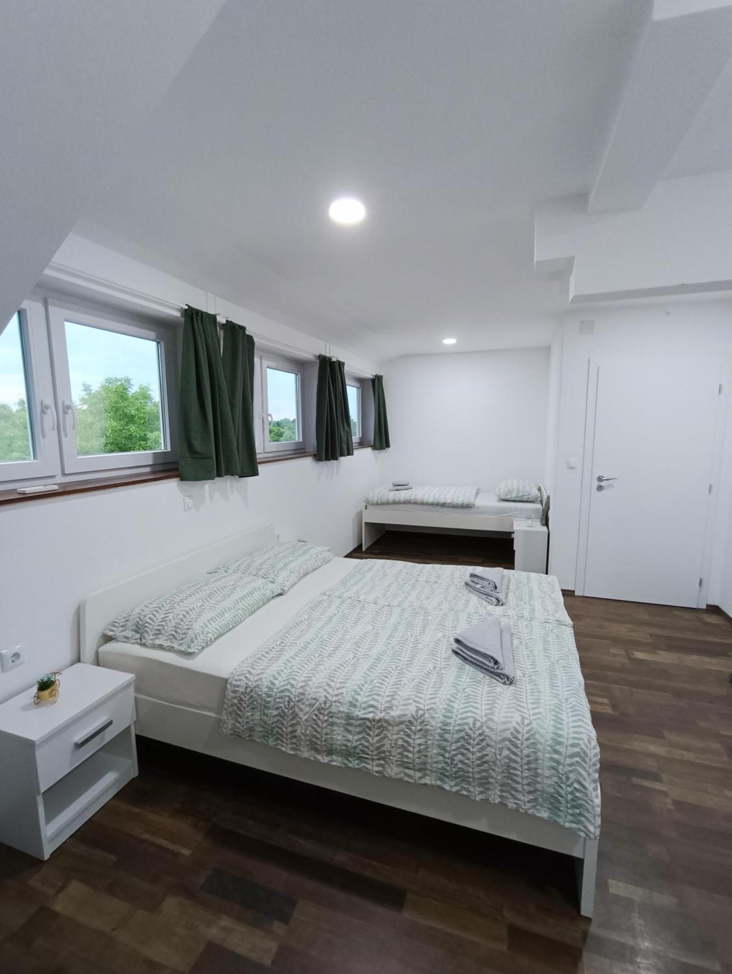 Ferienwohnung House Mesic Smoljanac Zimmer foto